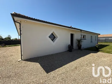 Maison à Saint-Magne-de-Castillon (33350)