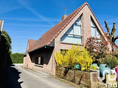 Architectural house at Wattignies (59139)