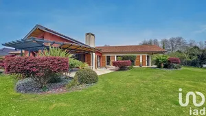 Maison d'architecte à Rontignon (64110)
