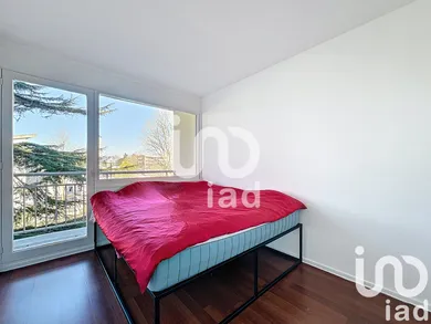 Apartment in Vélizy-Villacoublay (78140)