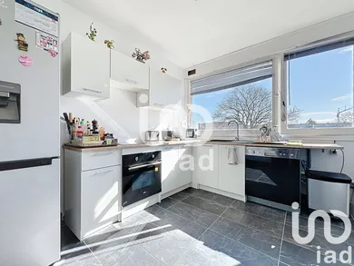 Apartment in Vélizy-Villacoublay (78140)