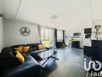 Apartment at Carrières-sous-Poissy (78955)