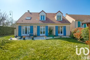 House at Orgeval (78630)