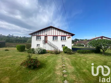 Maison à Cambo-les-Bains (64250)