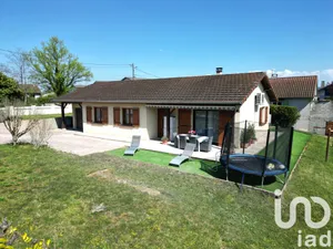 Maison traditionnelle à Tignieu-Jameyzieu (38230)