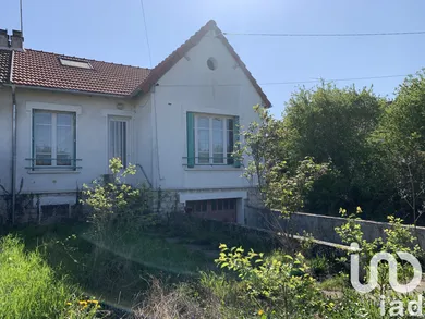 Maison traditionnelle à Cannes-Écluse (77130)
