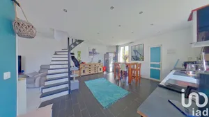 Maison à Combs-la-Ville (77380)