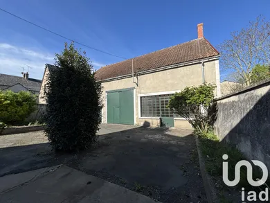 Townhouse in Issoudun (36100)