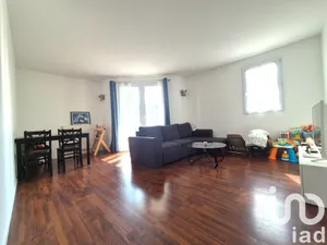 Appartement à Évry (91000)