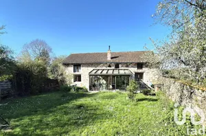Maison de village à Verneuil (16310)