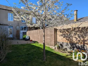 Townhouse at Thouars (79100)