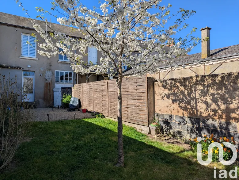 Maison 8 pièces 137 m² · à Thouars · 137 m² · 147 000 €