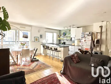 Apartment at Suresnes (92150)