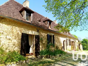 Traditional house at Lalinde (24150)