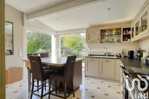 Demeure à La Celle-Saint-Cloud (78170)