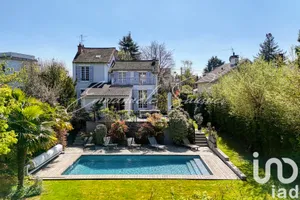 Demeure à La Celle-Saint-Cloud (78170)