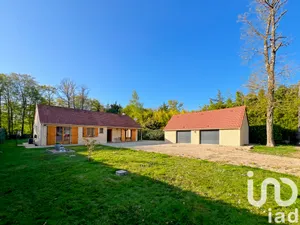 Pavillon à Courtenay (45320)