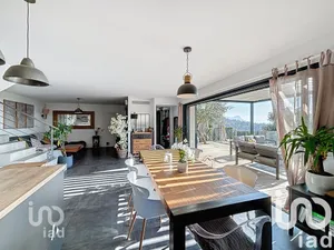 Maison à Tourrettes-sur-Loup (06140)
