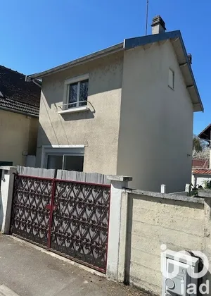 Maison de ville à Saint-Julien-les-Villas (10800)