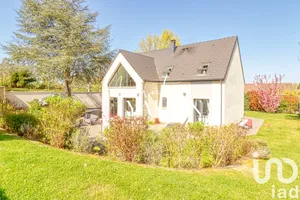 Maison d'architecte à Domont (95330)
