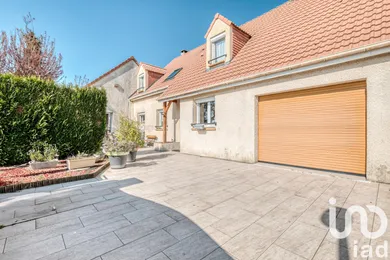 Maison traditionnelle à Les Chapelles-Bourbon (77610)