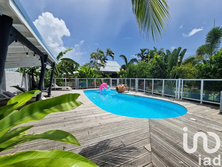 Maison 6 pièces 135 m² · à Sainte Anne · 135 m² · 498 500 €