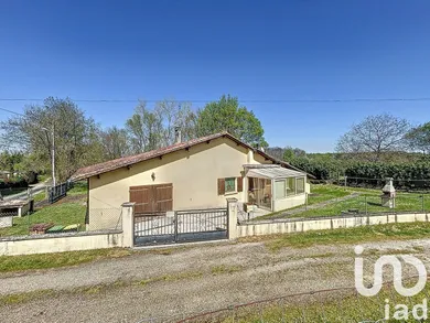 Maison traditionnelle à Saint-Seurin-sur-l'Isle (33660)