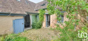 Village house at Nogent-le-Bernard (72110)
