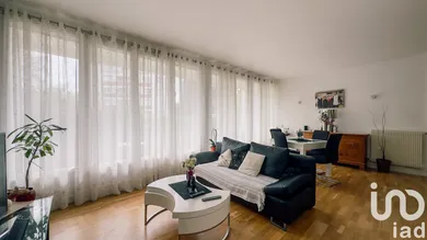 Apartment in Fontainebleau (77300)