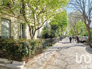 Apartment at Paris (75012)