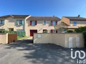 Maison traditionnelle à Rambouillet (78120)