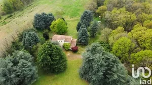 Mansion at Saint-Genest-d'Ambière (86140)