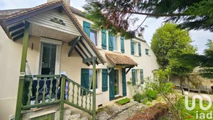 Maison de village à Montfort-l'Amaury (78490)