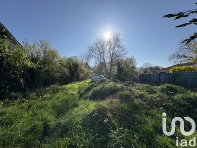 Terrain à bâtir à Voulx (77940)