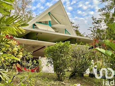 Architectural house at Schœlcher (97233)