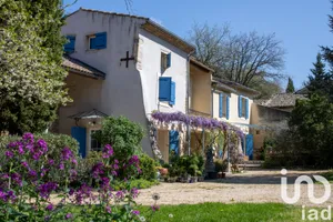 Mas at Richerenches (84600)