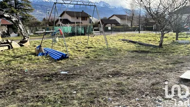 Terrain à bâtir à Crolles (38920)