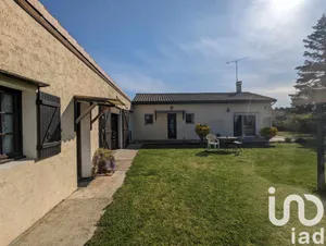 Maison à Bussac-Forêt (17210)