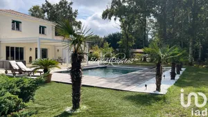 Mansion at Hostens (33125)