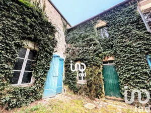 Barn at Auvers-sur-Oise (95430)