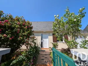 Traditional house at Theix (56450)