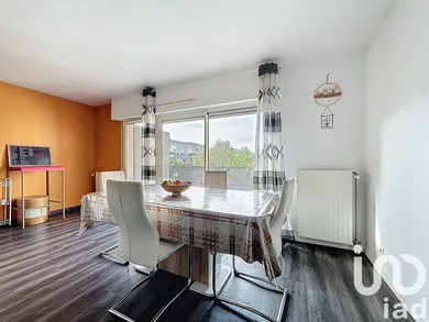 Apartment at Saint-Jacques-de-la-Lande (35136)