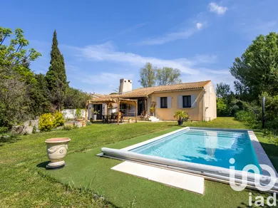 Maison à Fontvieille (13990)