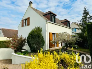 House at Éragny (95610)