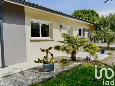 House at Le Barp (33114)