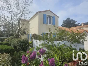 Maison à Barbâtre (85630)