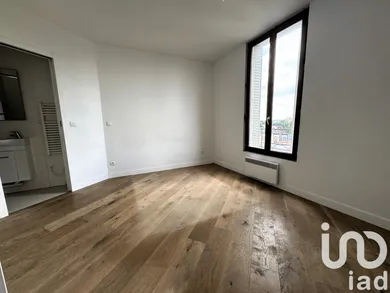 Apartment in Saint-Maur-des-Fossés (94100)
