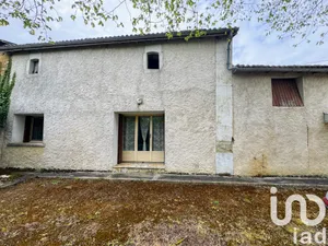 House at Saint-Martin-la-Pallu (86380)