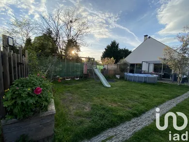 House at Perthes (77930)