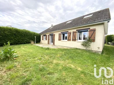 Maison à Saint-Lubin-des-Joncherets (28350)